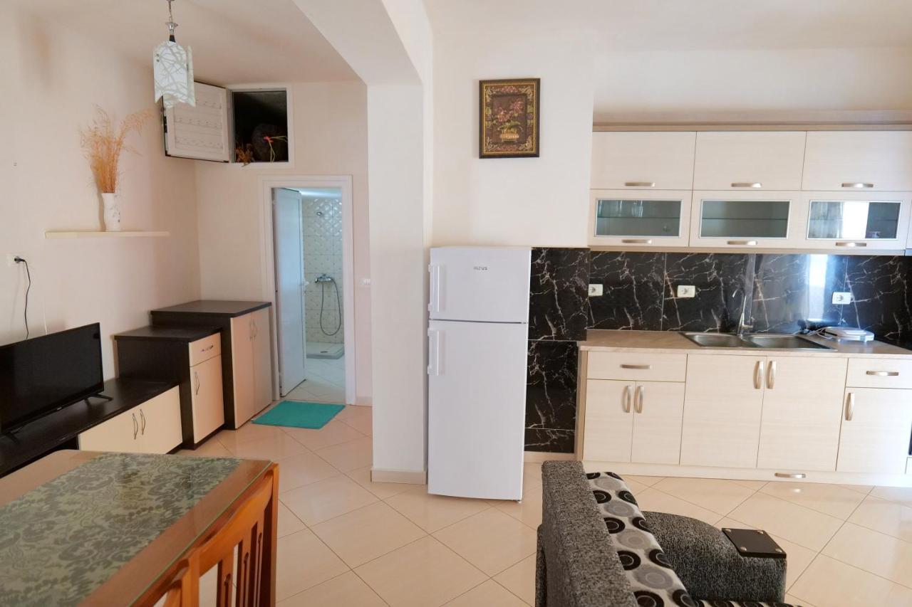 Vila Fredi Ksamil Bagian luar foto