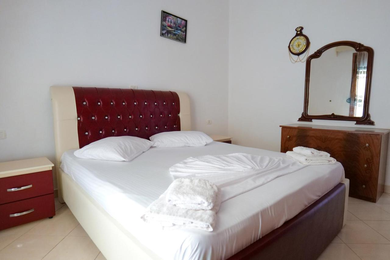 Vila Fredi Ksamil Bagian luar foto
