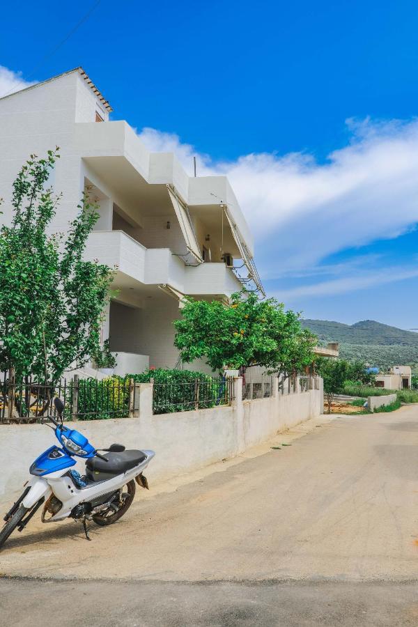 Vila Fredi Ksamil Bagian luar foto