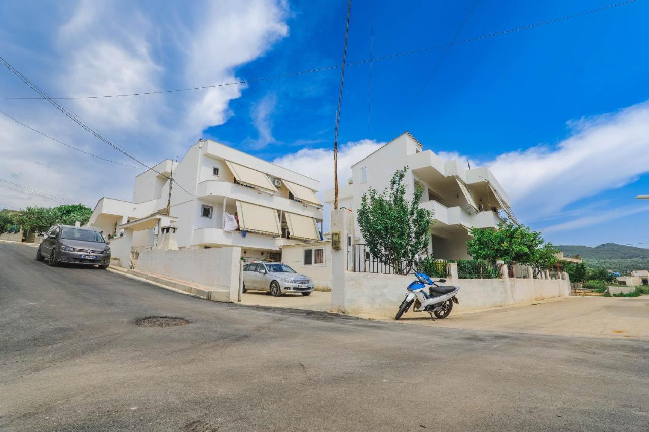 Vila Fredi Ksamil Bagian luar foto