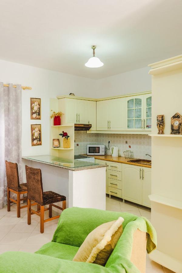 Vila Fredi Ksamil Bagian luar foto