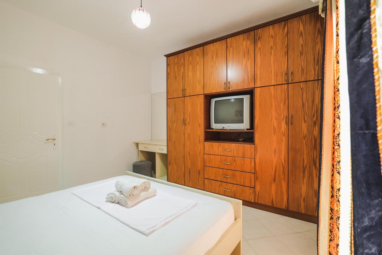Vila Fredi Ksamil Bagian luar foto