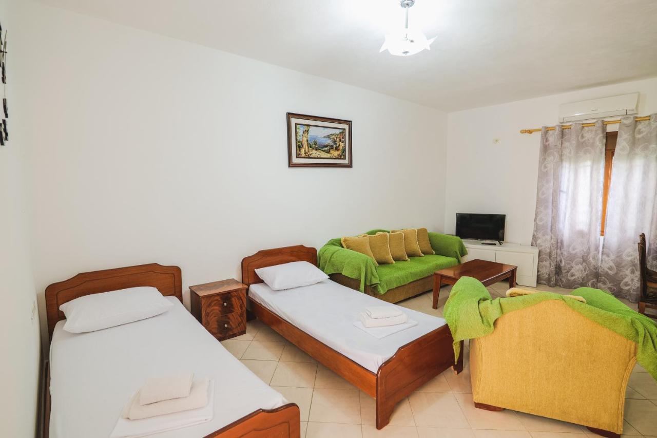 Vila Fredi Ksamil Bagian luar foto
