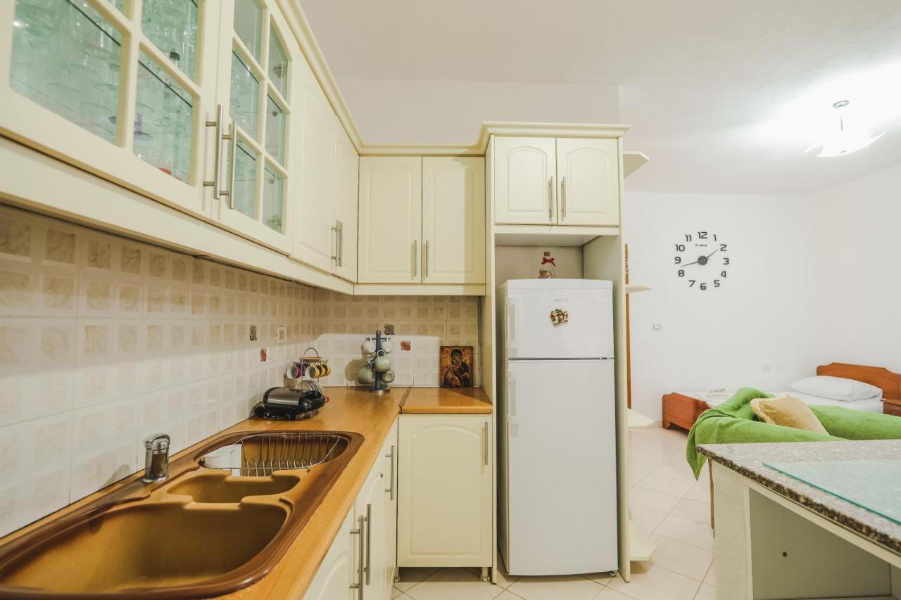Vila Fredi Ksamil Bagian luar foto