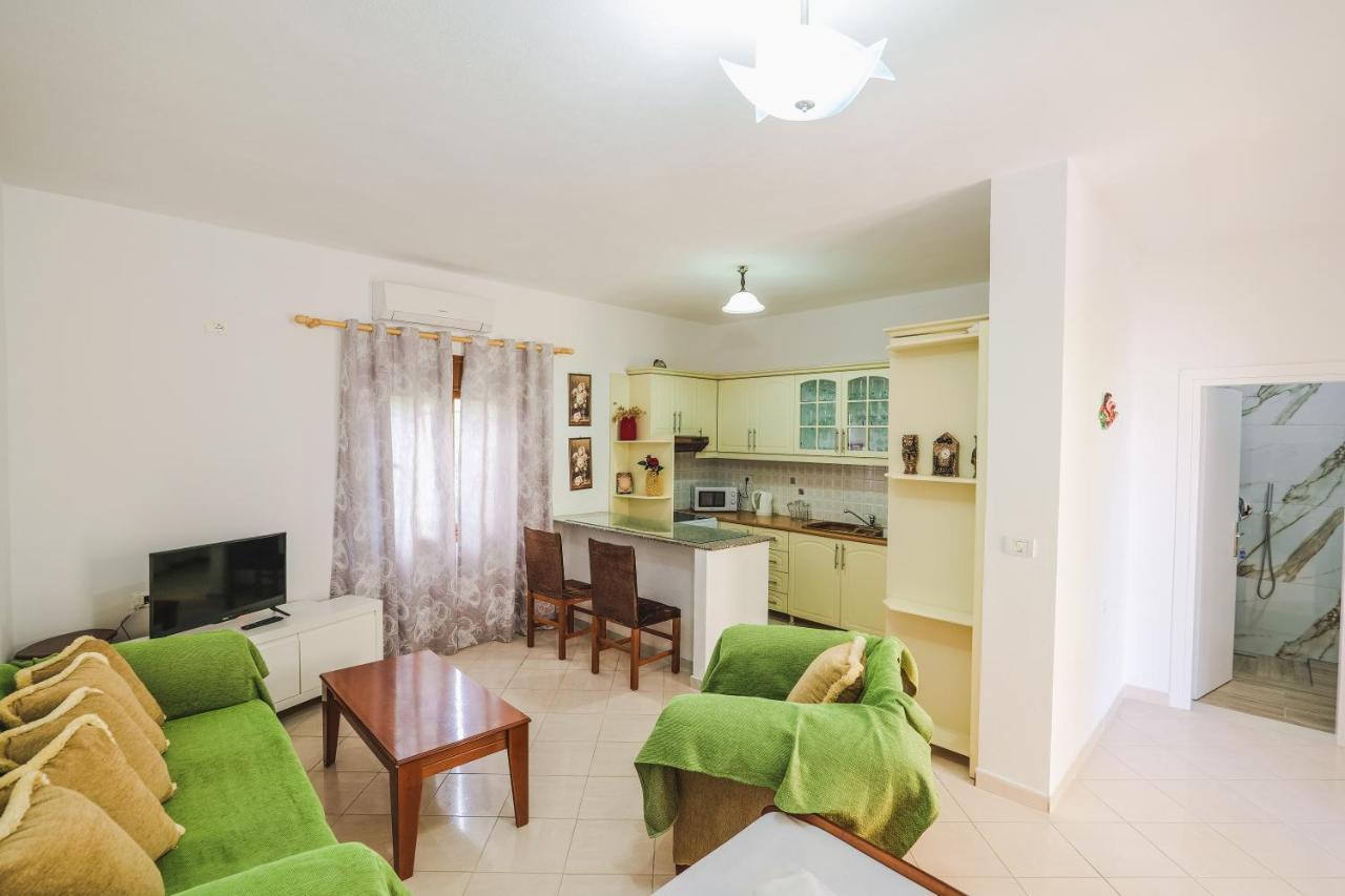Vila Fredi Ksamil Bagian luar foto